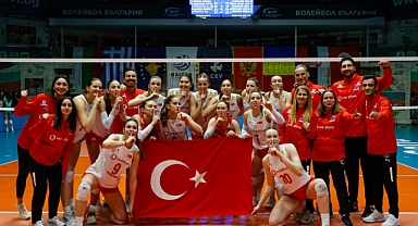 U18 Kadın Milli Takımımız Avrupa Şampiyonası Finallerine Katılma Hakkı Elde Etti 