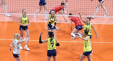 Fenerbahçe Medicana, Budowlani Lodz'u 3-0 Mağlup Etti 