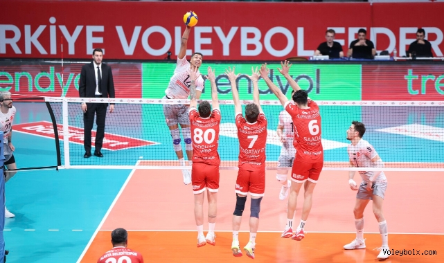 SMS Grup Efeler Ligi'nde 20.Hafta Sona Erdi 