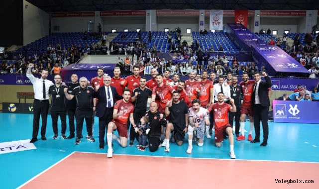 2026 Erkekler AXA Sigorta Kupa Voley'de İlk Finalist Ziraat Bankkart 