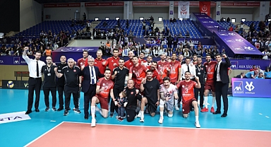 2026 Erkekler AXA Sigorta Kupa Voley'de İlk Finalist Ziraat Bankkart 
