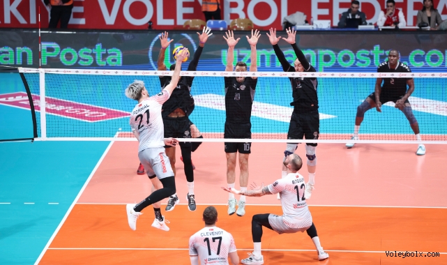 SMS Grup Efeler Ligi'nde Play-Off 1-4 Etabı Başladı 