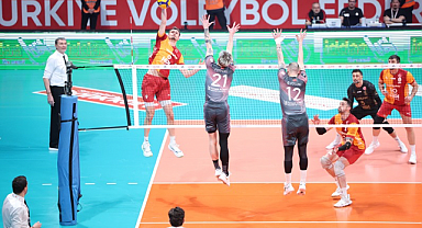 SMS Grup Efeler Ligi'nde Play-Off Final Etabı Başladı