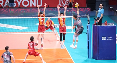 SMS Grup Efeler Ligi'nde Şampiyon Ziraat Bankkart