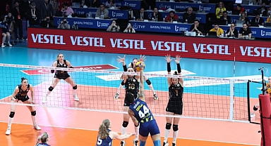 Vodafone Sultanlar Ligi Play-Off Final Etabı'nda Dördüncü Maç Oynandı