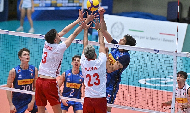 Filenin Efeleri, İtalya'ya 3-0 Mağlup Oldu