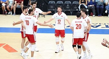 Filenin Efeleri ABD'ye 3-1 Mağlup Oldu