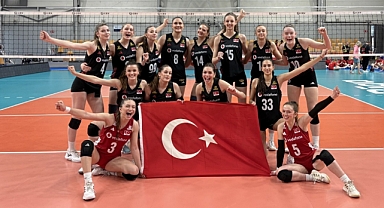 U18 Kadın Milli Takımımız, Avrupa Şampiyonası'nda Finalde!