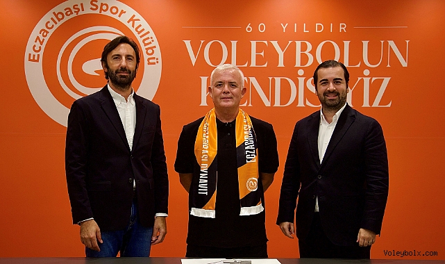 Eczacıbaşı’nın altyapısı 3 yıl daha Hüseyin Doğanyüz’e emanet