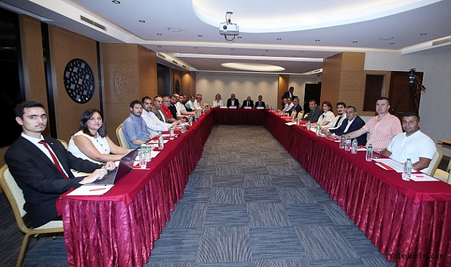 SMS Grup Efeler Ligi 2025-26 Sezonu Değerlendirme Toplantısı Yapıldı