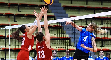 U20 Kadın Milli Takımımız, Balkan Şampiyonası'nda Bronz Madalya Karşılaşmasına Çıkacak