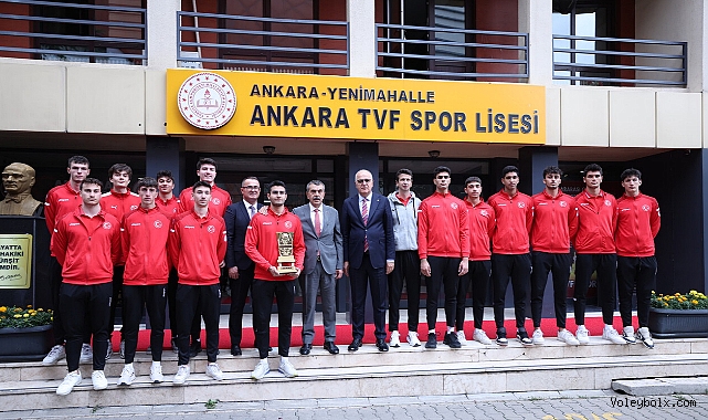 Millî Eğitim Bakanı Yusuf Tekin, Şampiyon TVF Spor Lisesi’ni Ziyaret Etti