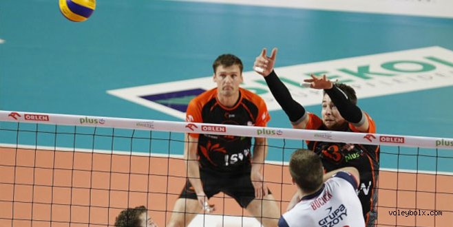 3.lük serisinde Kedzierzyn-Kozle, Jastrzebski Wegiel'i 3-2 yendi