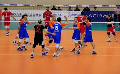 4 Eylül Belediye: 1 - İBB: 3