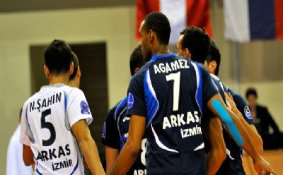 Arkas Spor’un hedefi şampiyonluk