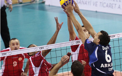 Arkas Spor:3 – ZAKSA Kedzierzyn-K:2