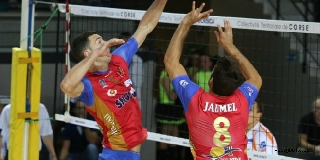 Ajaccio ve Paris yarı finale yükseldi
