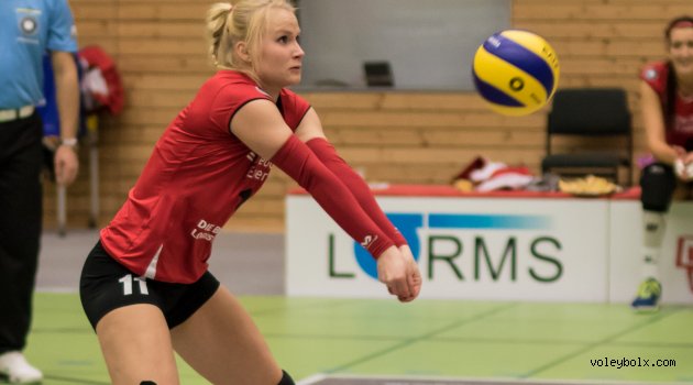 Almanya'da Köpenicker, VCO Berlin'i 3-0 yendi..