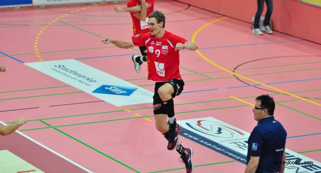 Almanya'da Luneburg ve Rottenburg 3-0 kazandı...
