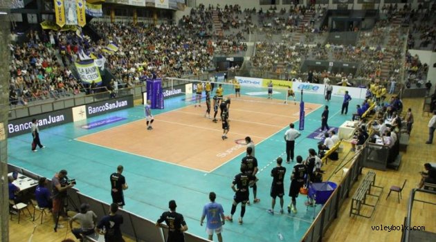 Arjantin'de yarı final serisi 2. maçları oynandı...