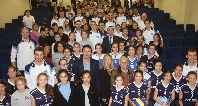 Arkas Spor minik öğrencilerin konuğu oldu