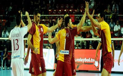 Aslan avantaj peşinde!