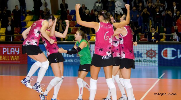 Azeryol Bakü puanını 32'ye çıkardı...