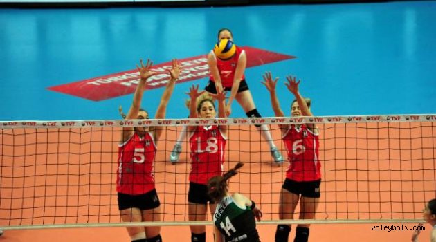 Bayanlar Voleybol 2. Ligi Yarı Final Karşılaşmalarında 2. Gün Sonuçlandı