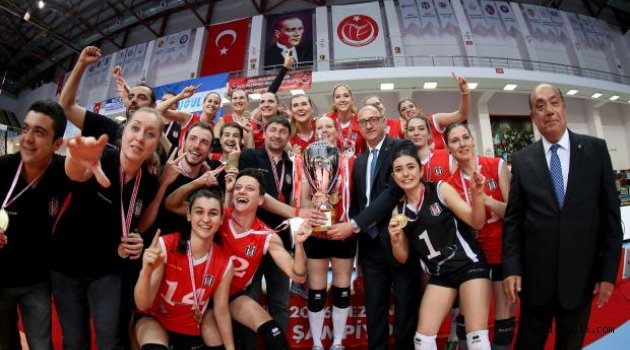 Bayanlar Voleybol 2’nci Ligi’nde Şampiyon Beşiktaş