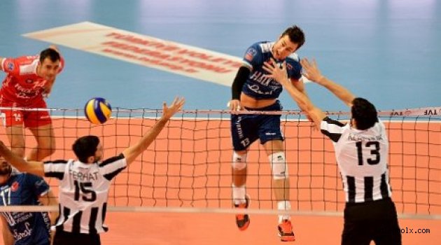 Beşiktaş:0 - Halkbank:3