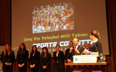 Boğaziçinden voleybola üç ödül