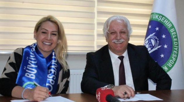 Bursa Büyükşehir Belediyespor'a Gizem'den 1 yıllık imza