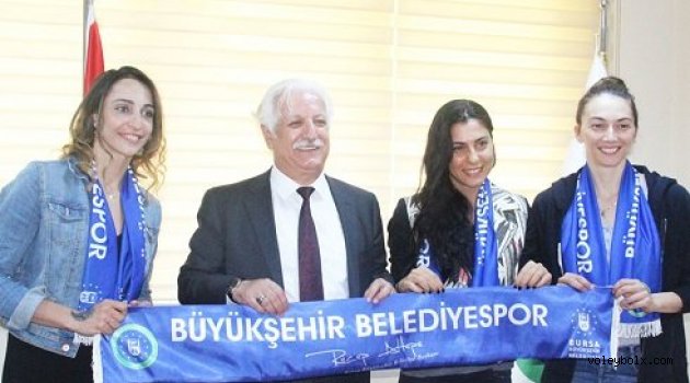 Bursa Büyükşehir Belediyespor'da 3 İmza