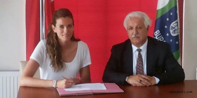 Bursa’da İpek imzayı attı