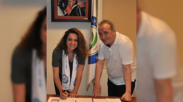 Bursa Nilüfer Belediyespor Duygu'yla Sözleşme Yeniledi