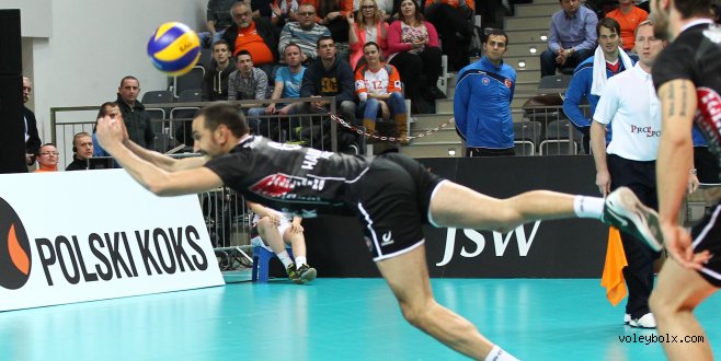 Can, Halkbank’ta kaldı