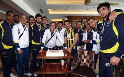 Daniel Castellani'ye doğum günü sürprizi