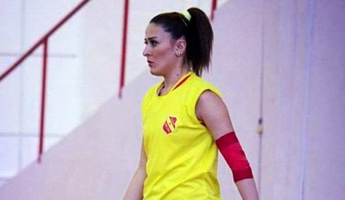 Deniz Üstünsoy Gümüşhane'de kaldı...