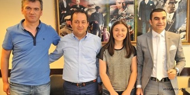 Dilek Kınık Nilüfer Bld.’de