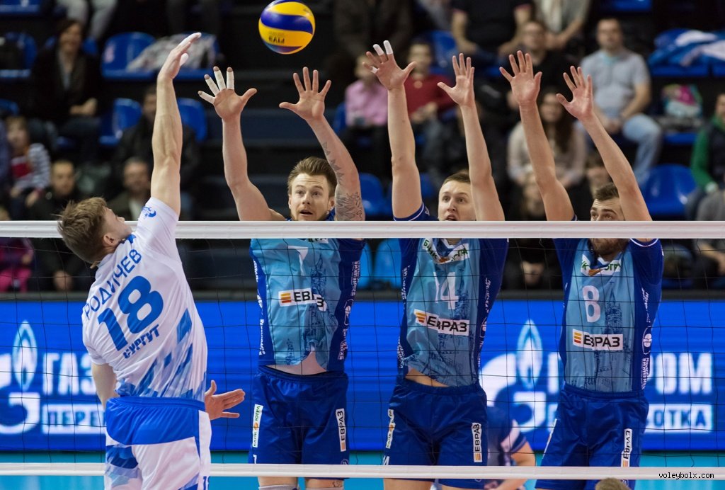 Dinamo Moskova 0-2 ve 22-24'ten geri döndü