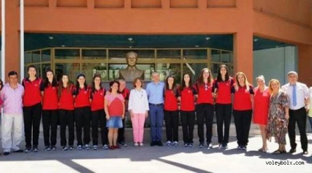 Doğa Okulları ve Ayşeabla Koleji Yarı Final'de