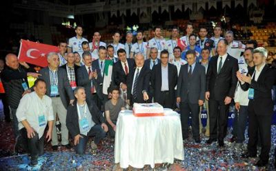 Dörtlü Finale övgü yağıyor!