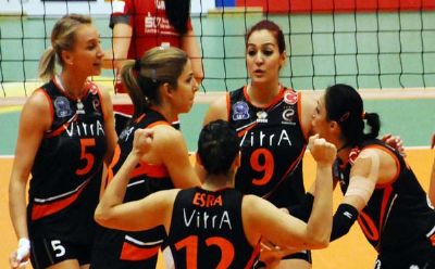 Eczacıbaşı Vitra:3 - D. Gornicza:1 (FOTO)