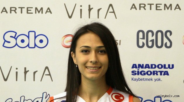 Eczacıbaşı VitrA’ya libero transferi
