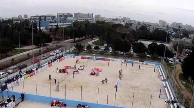 Erkekler ve Bayanlar Plaj Voleybolu Ligi’nde haftanın maçları sona erdi