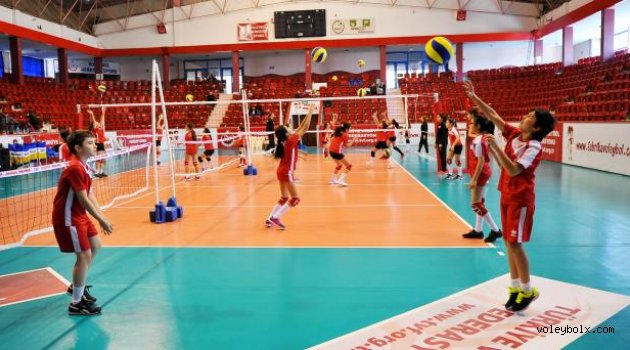 Fabrika Voleybol’un 16. okulu Giresun’da açılıyor