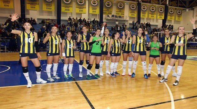 Fenerbahçe Bursa BŞB'nin Serisini Bitirdi