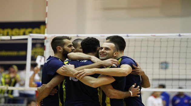 Fenerbahçe Kendi Evinde Galip