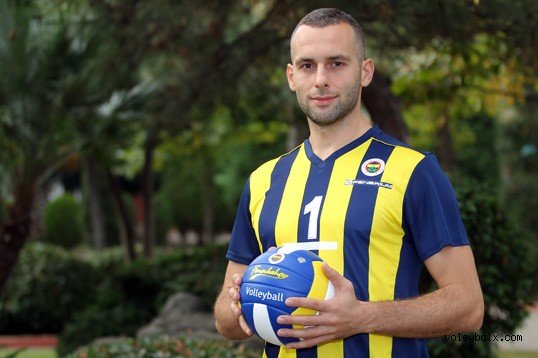 Fenerbahçe'de Selçuk Keskin ile Sözleşme Uzatıldı