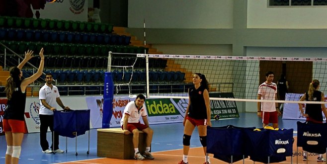 Filenin Sultanları, Mersin'de ilk antrenmanını yaptı...